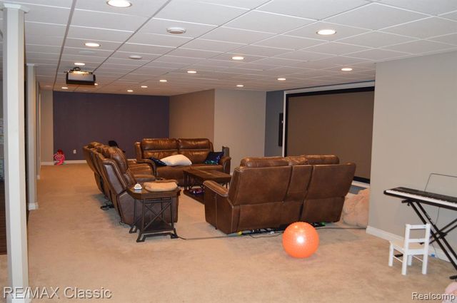 50805 Drakes Bay Drive, Novi, MI 48374