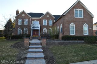 50805 Drakes Bay Drive, Novi, MI 48374