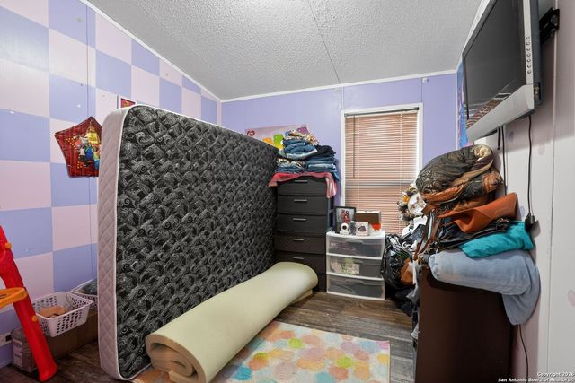 110 Old, Seguin, TX 78155