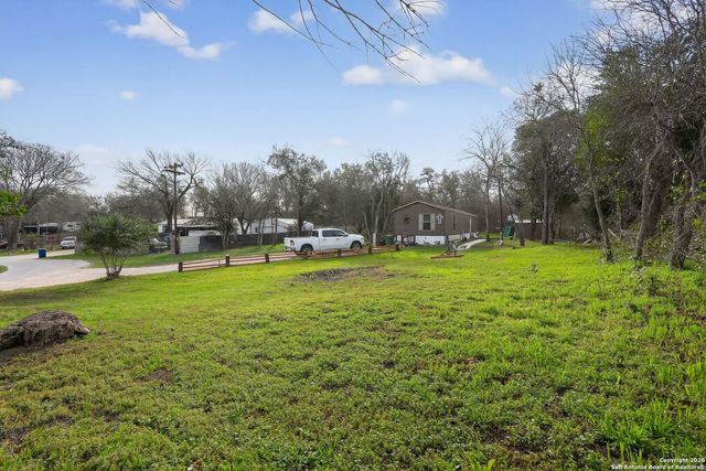 110 Old, Seguin, TX 78155