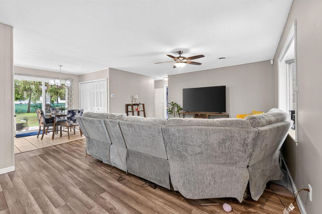 248 Iroquois Park Place, Gahanna, OH 43230