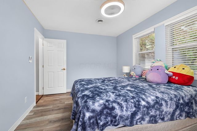248 Iroquois Park Place, Gahanna, OH 43230