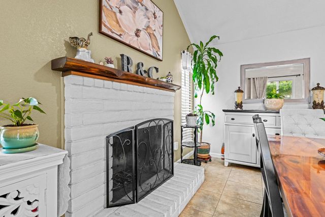 760 Pebble Way, Manteca, CA 95336