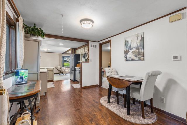 1903 Sunkist AVENUE, Waukesha, WI 53188