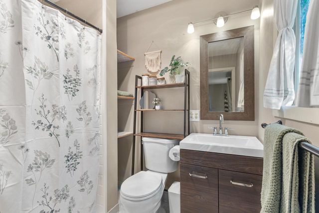 1903 Sunkist AVENUE, Waukesha, WI 53188
