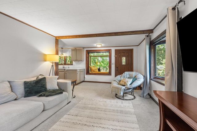 1903 Sunkist AVENUE, Waukesha, WI 53188