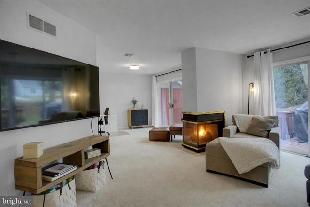 5312 FAIRWAY DR W, Fayetteville, PA 17222