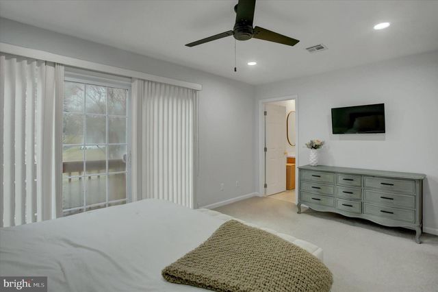 5312 FAIRWAY DR W, Fayetteville, PA 17222