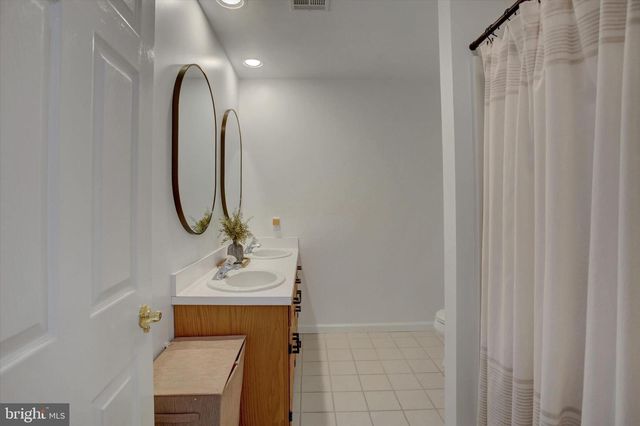 5312 FAIRWAY DR W, Fayetteville, PA 17222