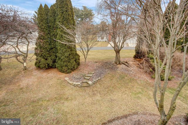 5312 FAIRWAY DR W, Fayetteville, PA 17222