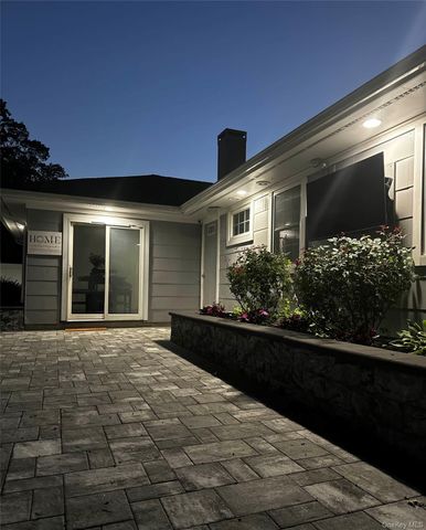 63 Orchard Street, Manorville, NY 11949