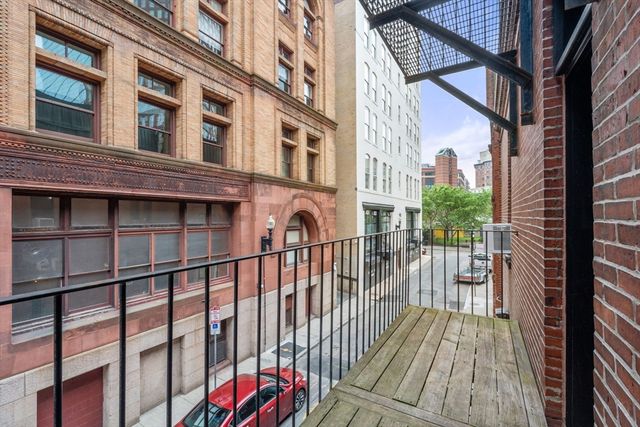 19 Stanhope 2B, Boston, MA 02116