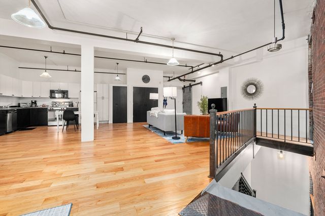 19 Stanhope 2B, Boston, MA 02116