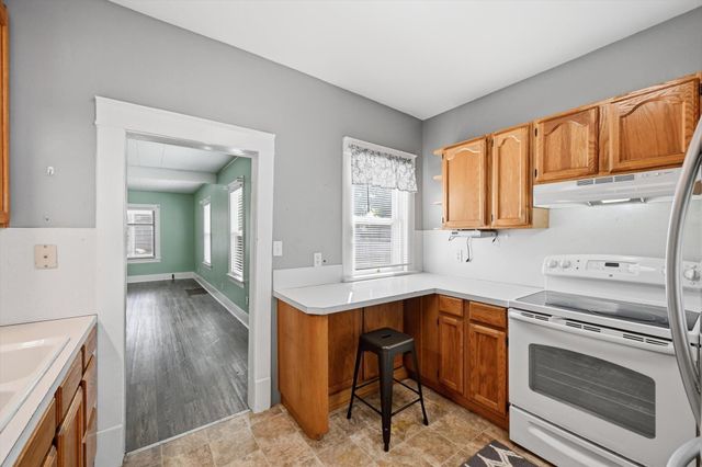 3330 AVENUE C, Council Bluffs, IA 51501