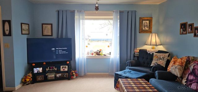 679 Oxford Germantown Road, Somers Twp, OH 45311