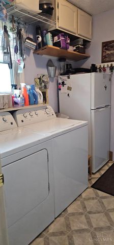 679 Oxford Germantown Road, Somers Twp, OH 45311