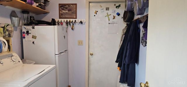 679 Oxford Germantown Road, Somers Twp, OH 45311