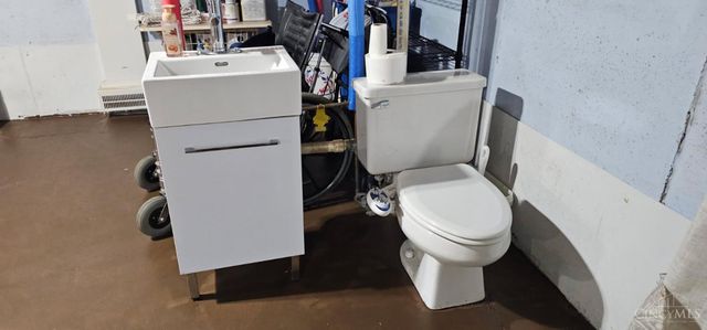 679 Oxford Germantown Road, Somers Twp, OH 45311