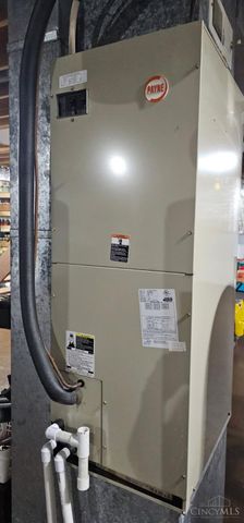 679 Oxford Germantown Road, Somers Twp, OH 45311