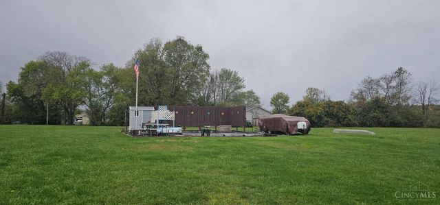 679 Oxford Germantown Road, Somers Twp, OH 45311