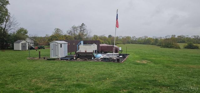 679 Oxford Germantown Road, Somers Twp, OH 45311