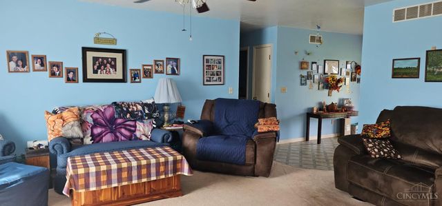 679 Oxford Germantown Road, Somers Twp, OH 45311