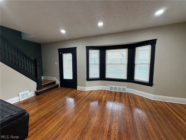 3622 Cecilia Avenue, Cleveland, OH 44109