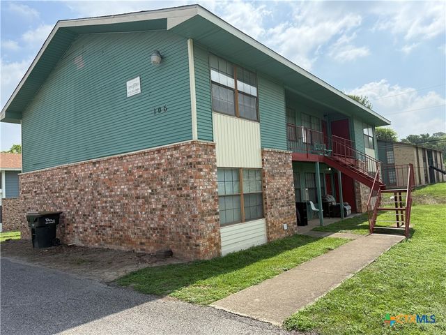 106 Lady Bird Lane B, San Marcos, TX 78666
