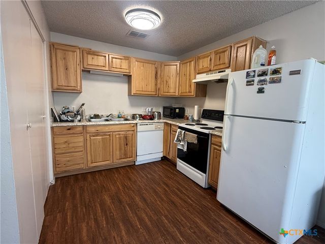 106 Lady Bird Lane B, San Marcos, TX 78666