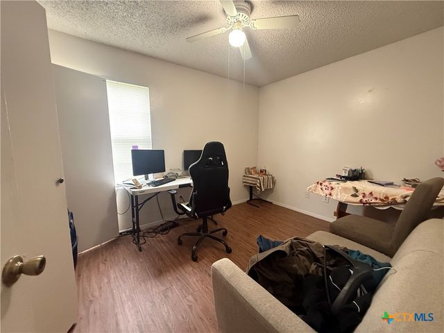106 Lady Bird Lane B, San Marcos, TX 78666