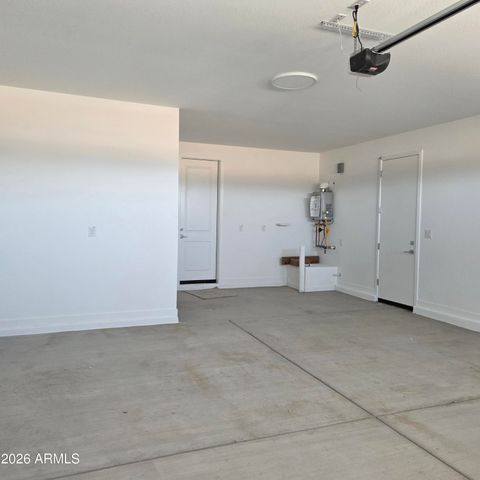 3051 E Villa Avenue, San Tan Valley, AZ 85143