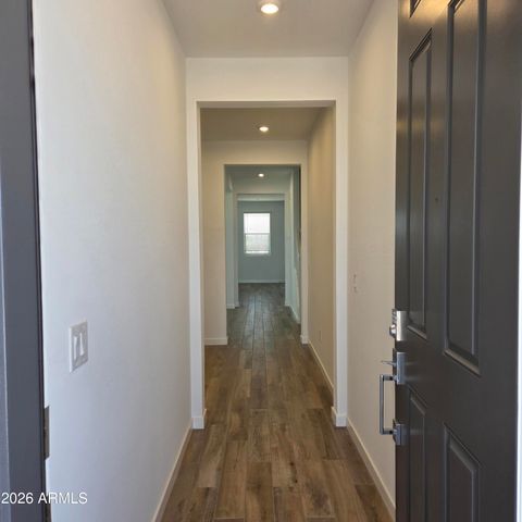 3051 E Villa Avenue, San Tan Valley, AZ 85143