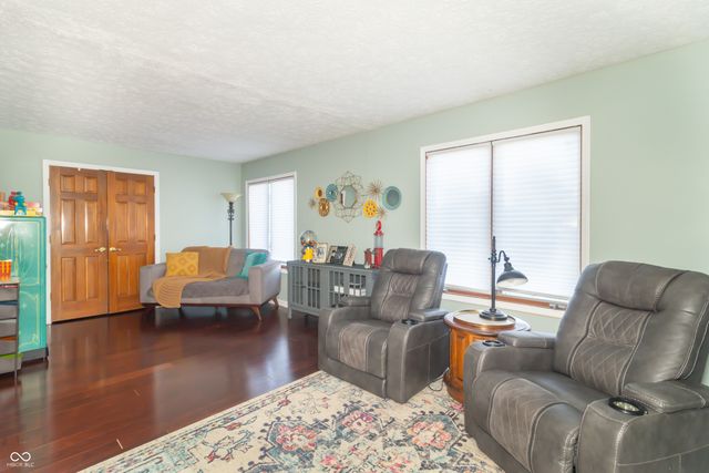 12253 Sunrise Drive, Indianapolis, IN 46229