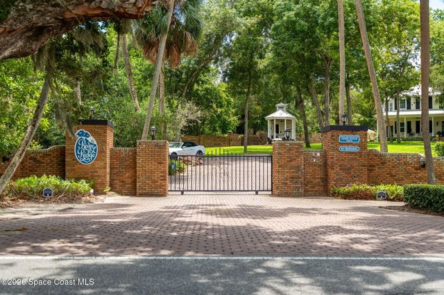 68 Hill Top Lane, Rockledge, FL 32955