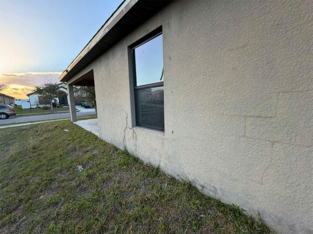 1090 WOODLARK DRIVE, Haines City, FL 33844