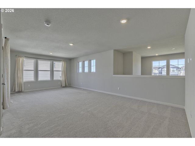 31530 Nw YORKSHIRE St, North Plains, OR 97133