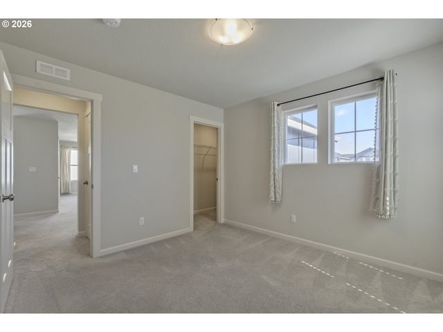 31530 Nw YORKSHIRE St, North Plains, OR 97133