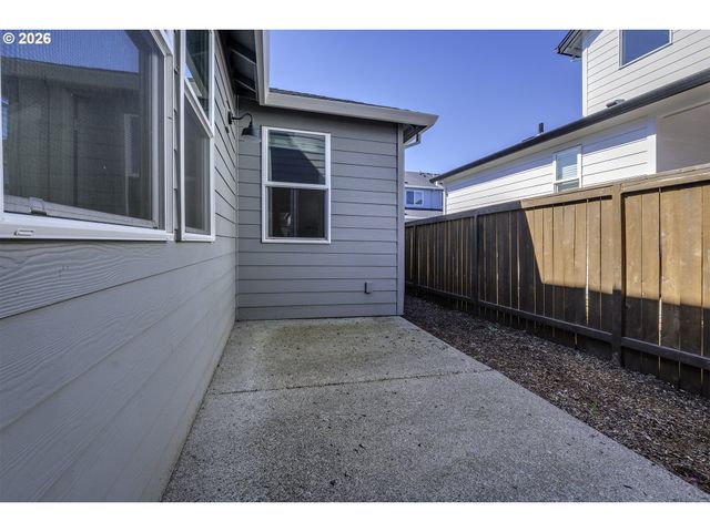 31530 Nw YORKSHIRE St, North Plains, OR 97133