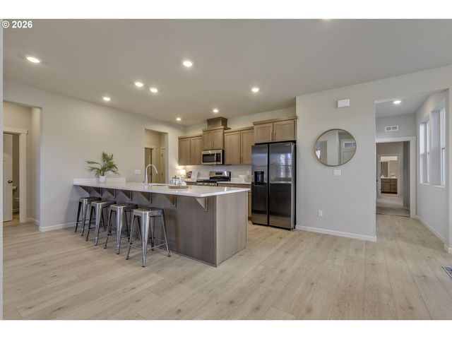 31530 Nw YORKSHIRE St, North Plains, OR 97133