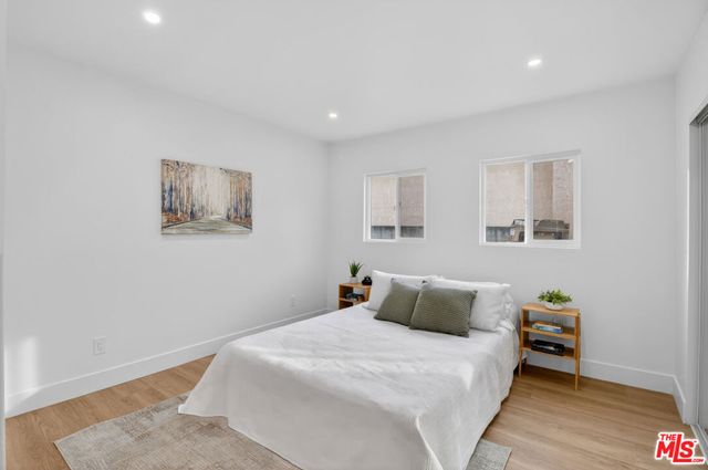 4324 2nd Avenue, Los Angeles, CA 90008