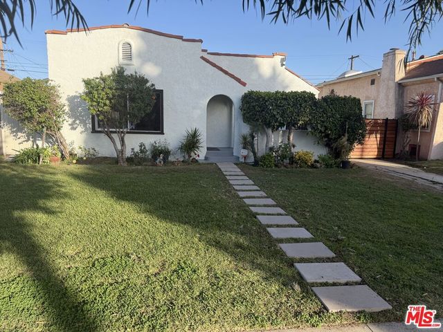 4324 2nd Avenue, Los Angeles, CA 90008