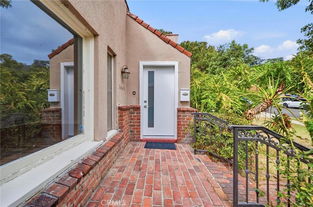 1443 Dorothy Drive, Glendale, CA 91202 — photo 4