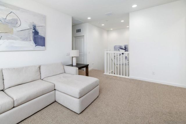 32395 Tannat Dr, Temecula, CA 92591