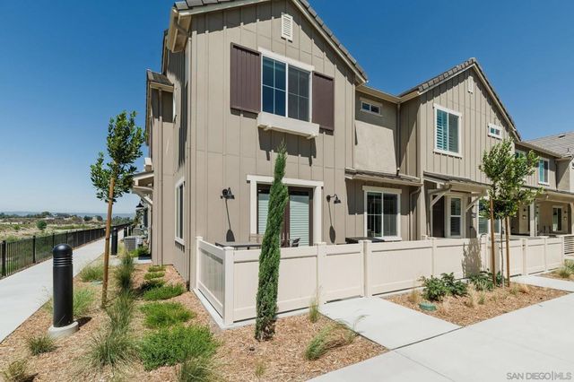 32395 Tannat Dr, Temecula, CA 92591