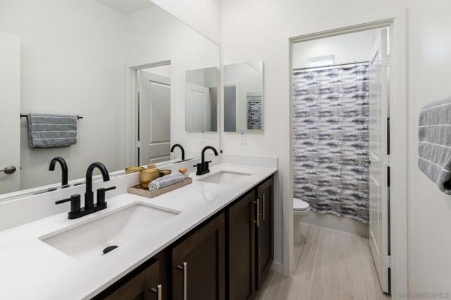 32395 Tannat Dr, Temecula, CA 92591