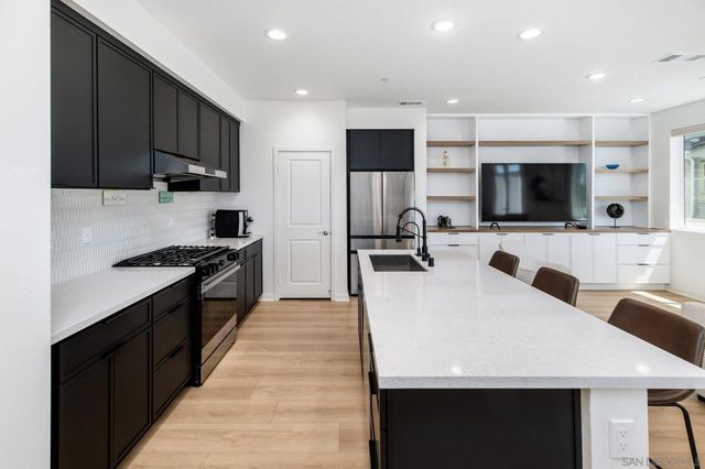 32395 Tannat Dr, Temecula, CA 92591