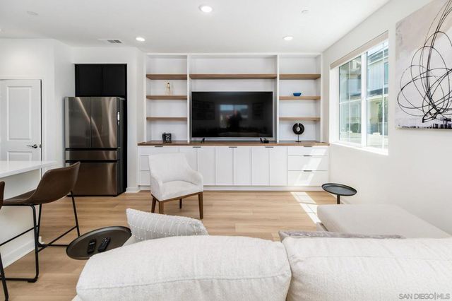 32395 Tannat Dr, Temecula, CA 92591