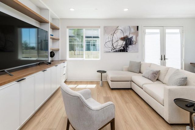 32395 Tannat Dr, Temecula, CA 92591