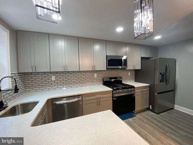 1213 CRESTVIEW RD, Darby, PA 19023