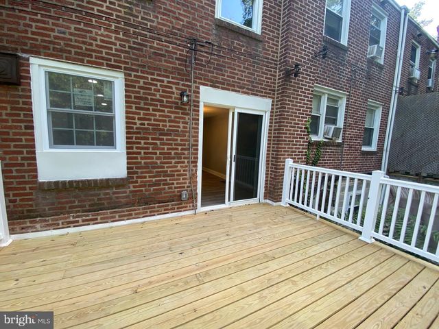 1213 CRESTVIEW RD, Darby, PA 19023